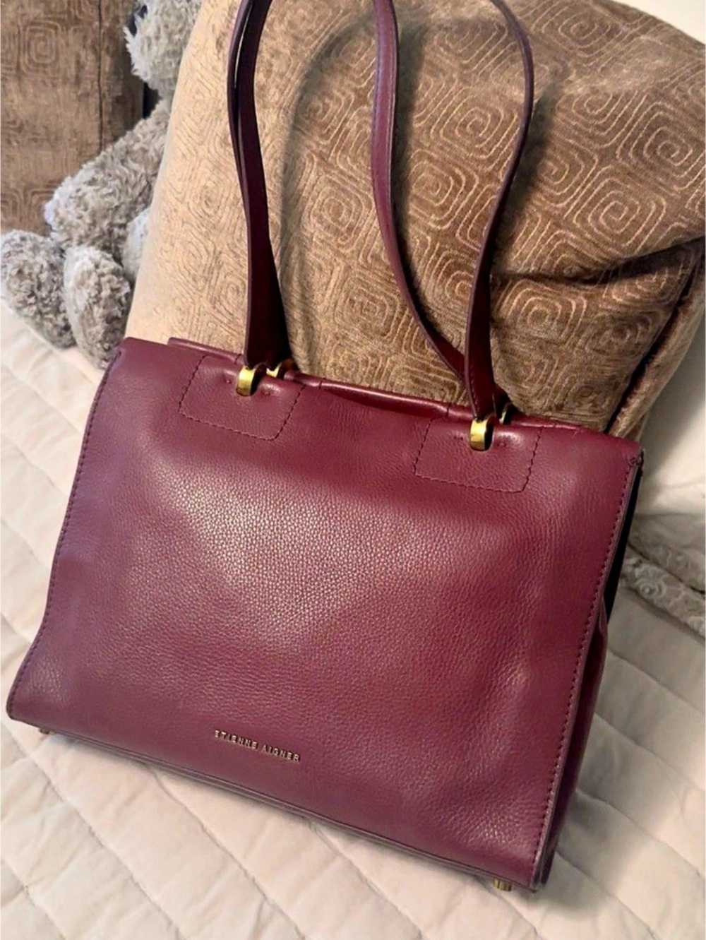 Etienne Aigner Tote Bag in Burgundy Like New